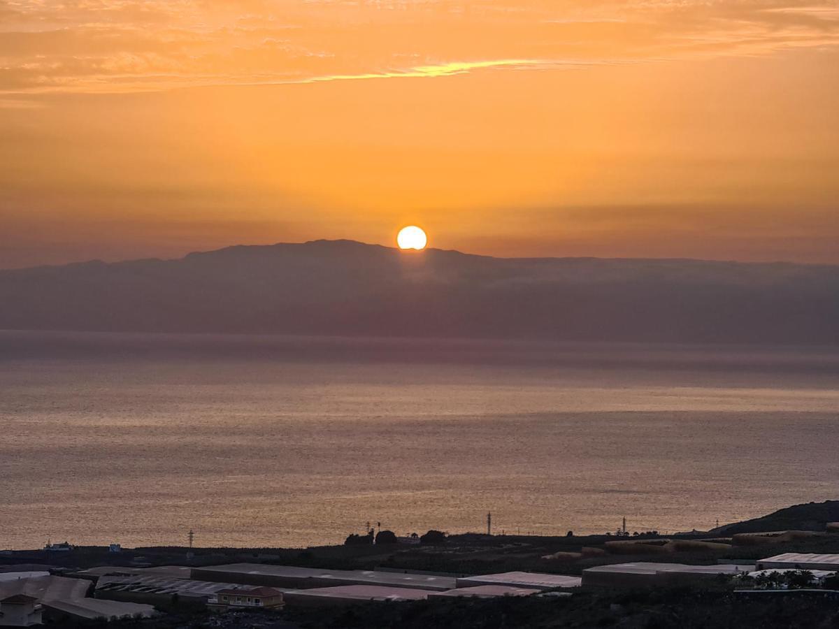 Oceanview Boutique House, 125 Sqm, Parking, Sunset Rooftop Costa Adeje  Exterior photo